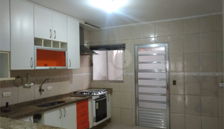 Sobrado à venda com 3 quartos, sendo 2 suítes,  em Belenzinho, São Paulo, SP