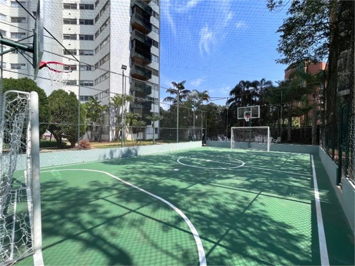Apartamento à venda com excelente espaço e na Região o Portal do Morumbi
