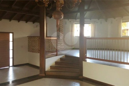Casa com 4 Quartos para alugar - Residencial Samambaia