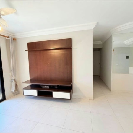 Apartamento de 3 dormitórios com suíte e 2 vagas na Vila São Francisco