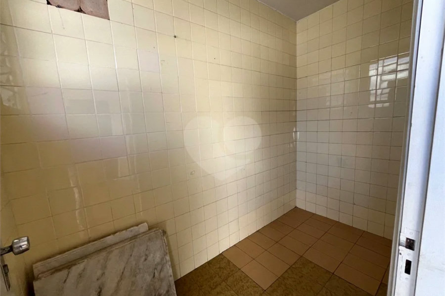 Excelente imóvel no bairro alto. Oportunidade comercial!