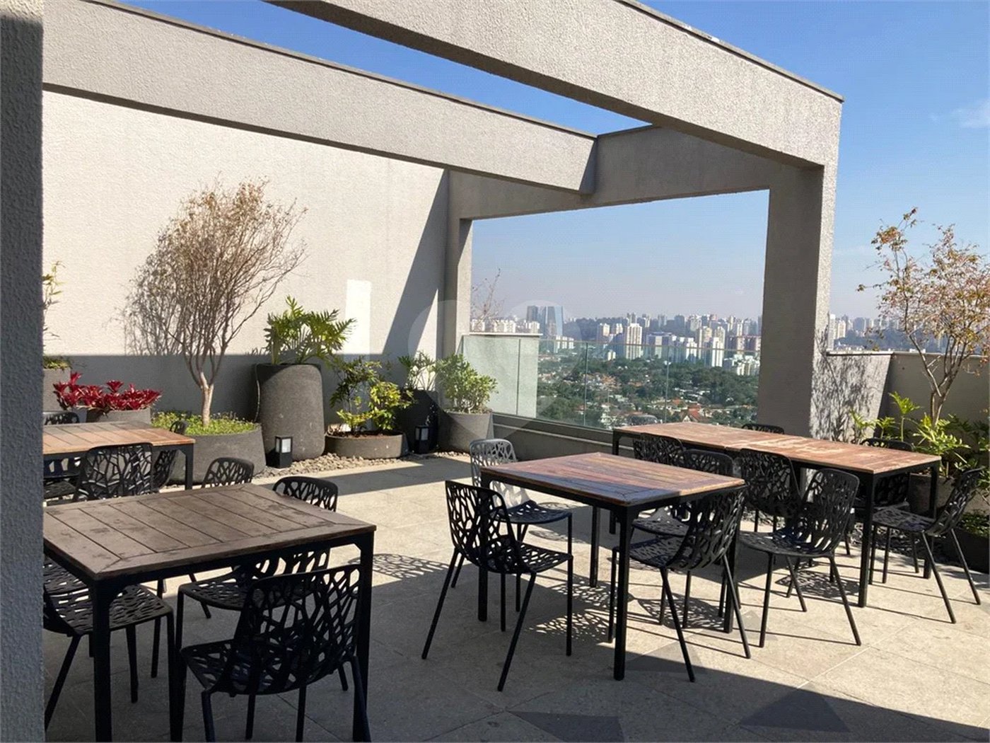 Apartamento à venda com 2 quartos, sendo 1 suíte, em Chácara Santo Antônio, São Paulo, SP