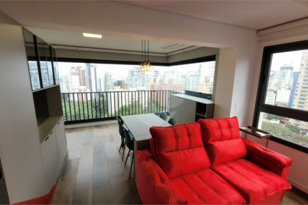Apartamento de 2 quartos mobiliado à venda no Paraíso