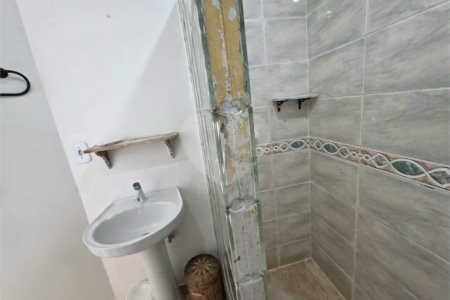 Pousada à Venda na Marina, Búzios – 14 Suítes com Potencial de Ampliação
