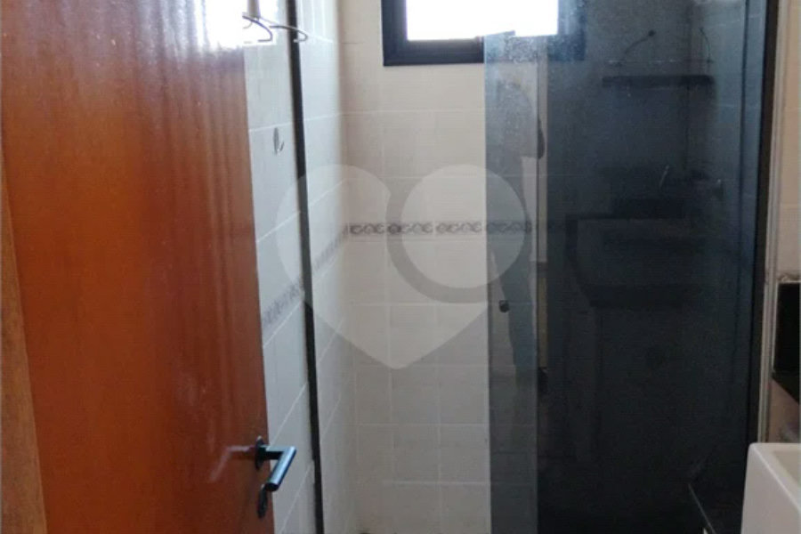 Vende-se apartamento na Vila Mascote