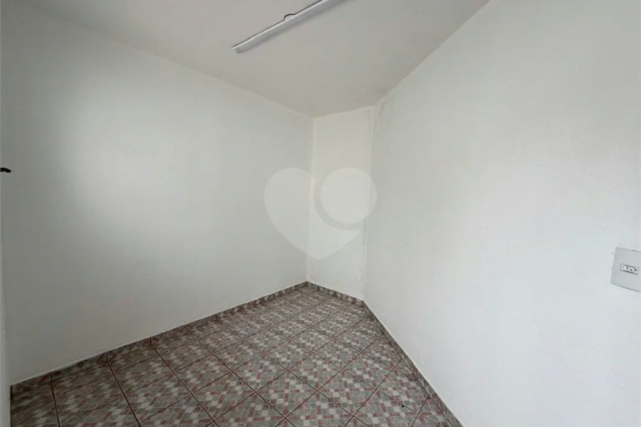 Excelente Casa de Esquina na Vila Monteiro – Oportunidade para Moradia ou Comércio