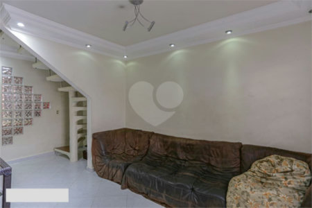 Casa de vila, 120 m², 02 dormitórios na Vila Olimpia