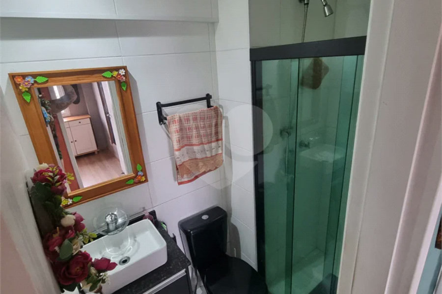 Apartamento em cobertura na Vila Prudente com 2 dormitórios, 1 suíte, 2 sacadas e hidromassagem.