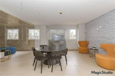 Apartamento com 38m², 2 dormitórios, à venda no Parque Bristol.