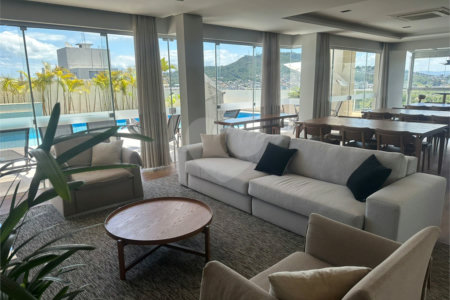 Apartamento à venda com 2 suítes em Itacorubi, Florianópolis, SC
