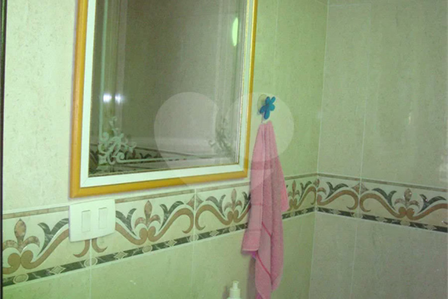 Chácara à venda com 5 quartos, sendo 2 suítes, em Jardim Arujá, Arujá, SP