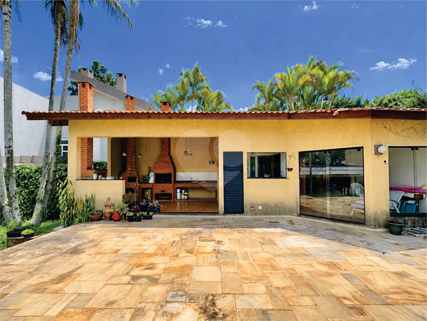 Casa á venda – Granja Viana