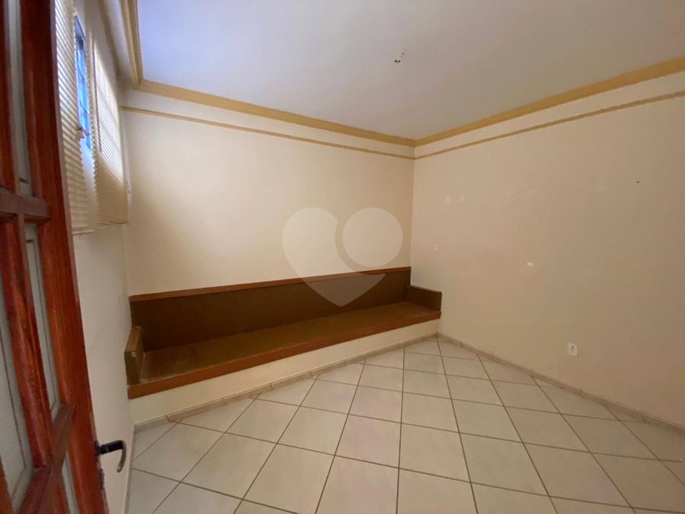 Casa no Jardim Hikare