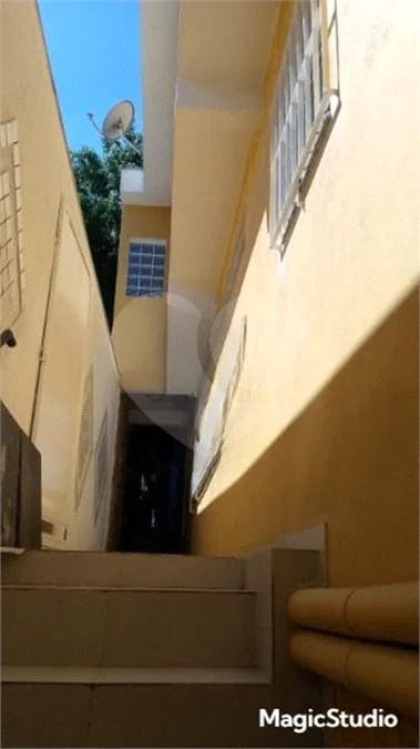 Casa com 400m², 2 dormitórios, 2 vagas de garagem, à venda na Vila Matilde.