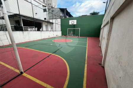 Apartamento com 246m² , 4 dormitórios , sendo 2 suítes , 4 vagas de garagem , à venda na Penha.