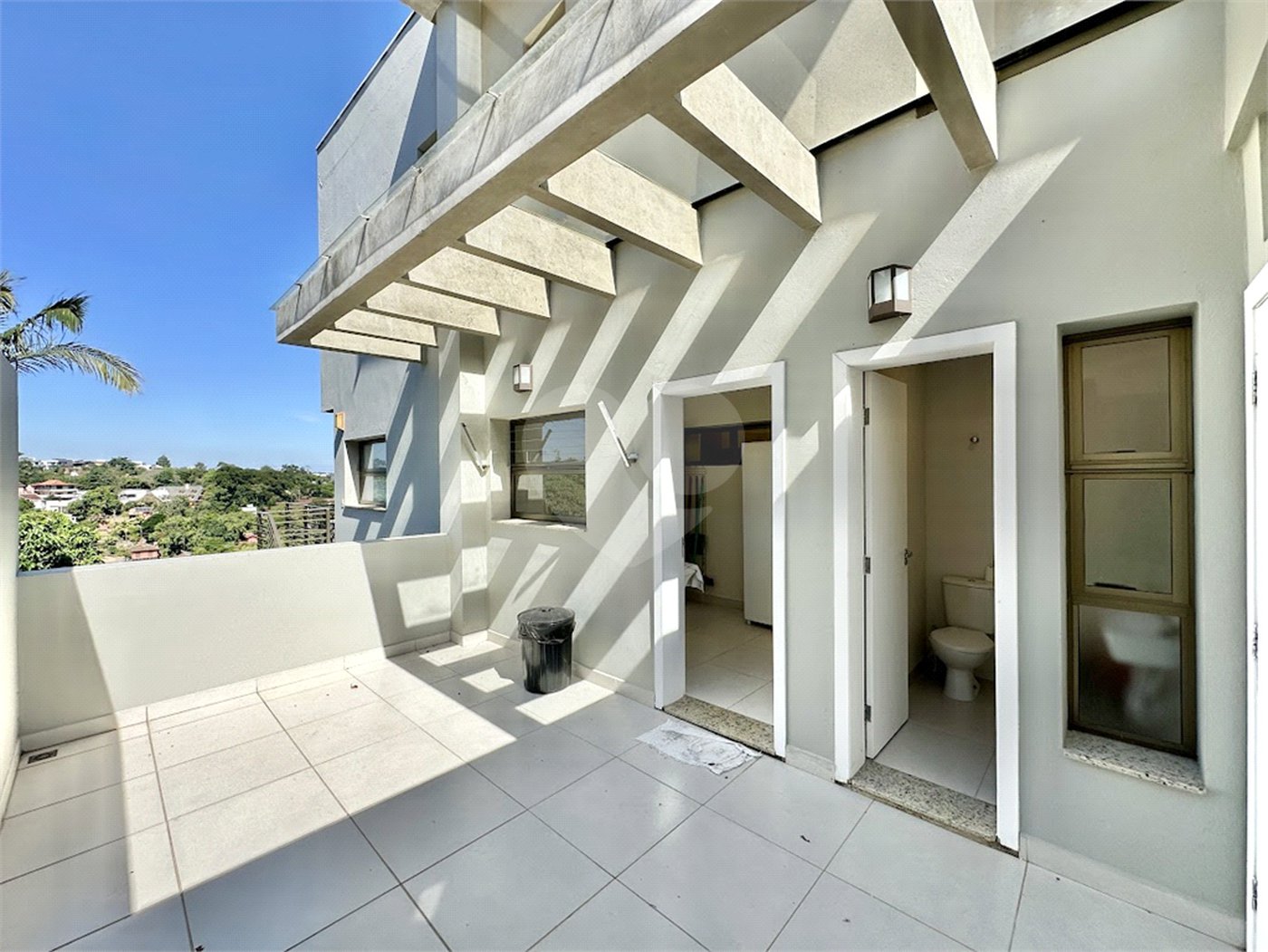 Casa á venda - Granja Viana