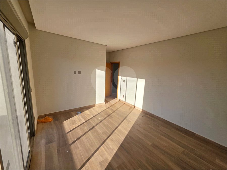 Casa sobrado 3 suítes com piscina Parque Faber IV