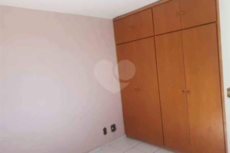 Apartamento no Condomínio Residencial Mazo