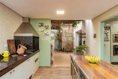 Casa á venda - Saúde alto padrão