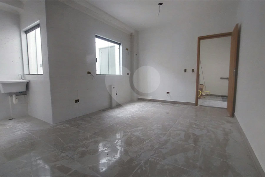 CONDOMINIO RESIDENCIAL COM 2 DORMITÓRIOS A 300 METROS DA FUTURA ESTAÇÃO ORFANATO DO METRO.