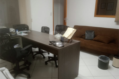 Sala comercial de 130m² Mobiliada com internet e central telefônica, Vila Thays, Atibaia
