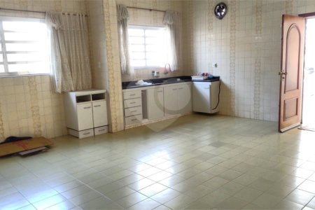 Casa á venda - Vila Guarani