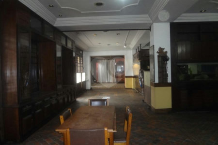 Casa comercial à venda na Rua Treze de Maio