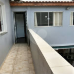Casa 4 dormitórios, 3 vagas