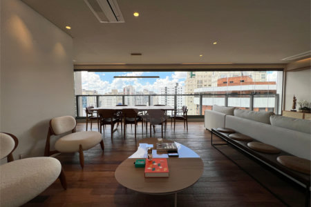 Apartamento de Alto Padrão próximo à Praça Pereira Coutinho