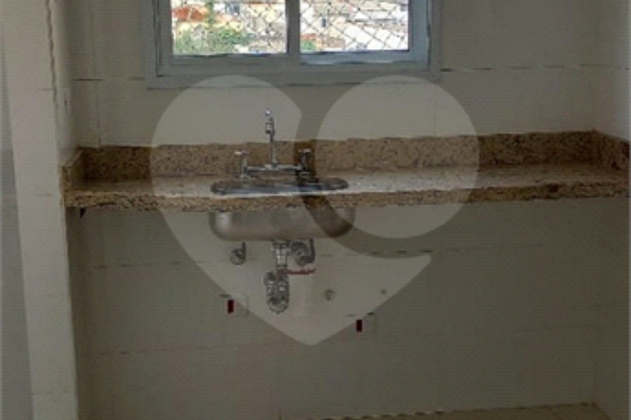 Apartamento com sacada - metrô Tucuruvi - NOVO