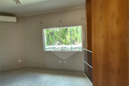 Sobrado à venda ou para alugar com 3 suítes em Villaggio Capríccio, Louveira, SP
