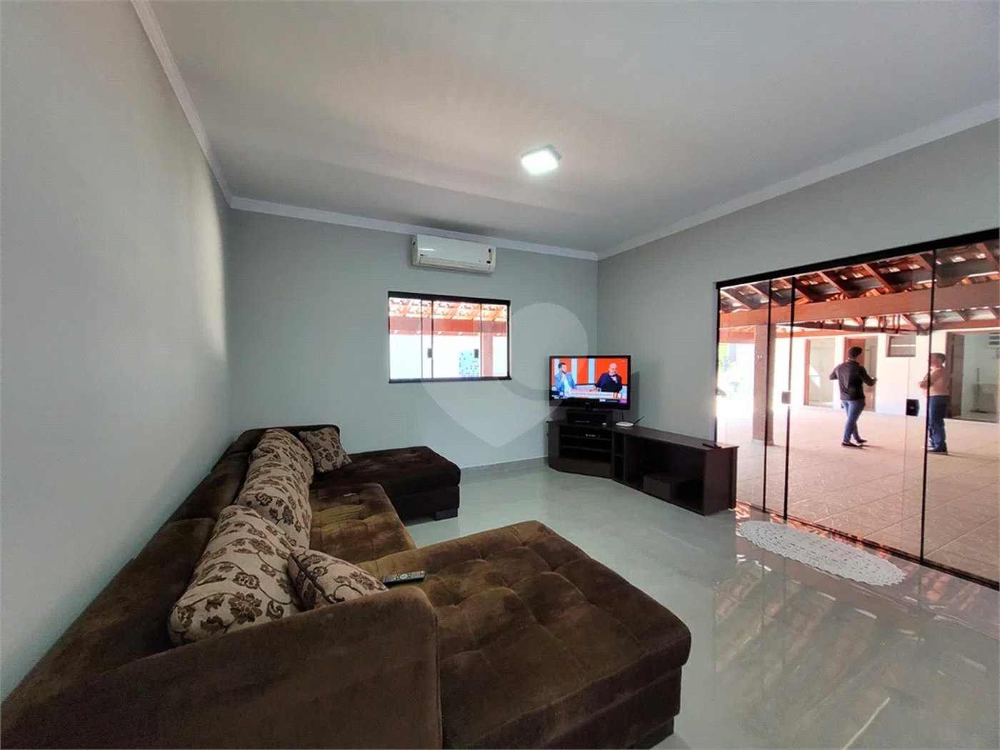 Bela casa à venda no Bairro Convívio Santa Tereza em Piracicaba - SP.