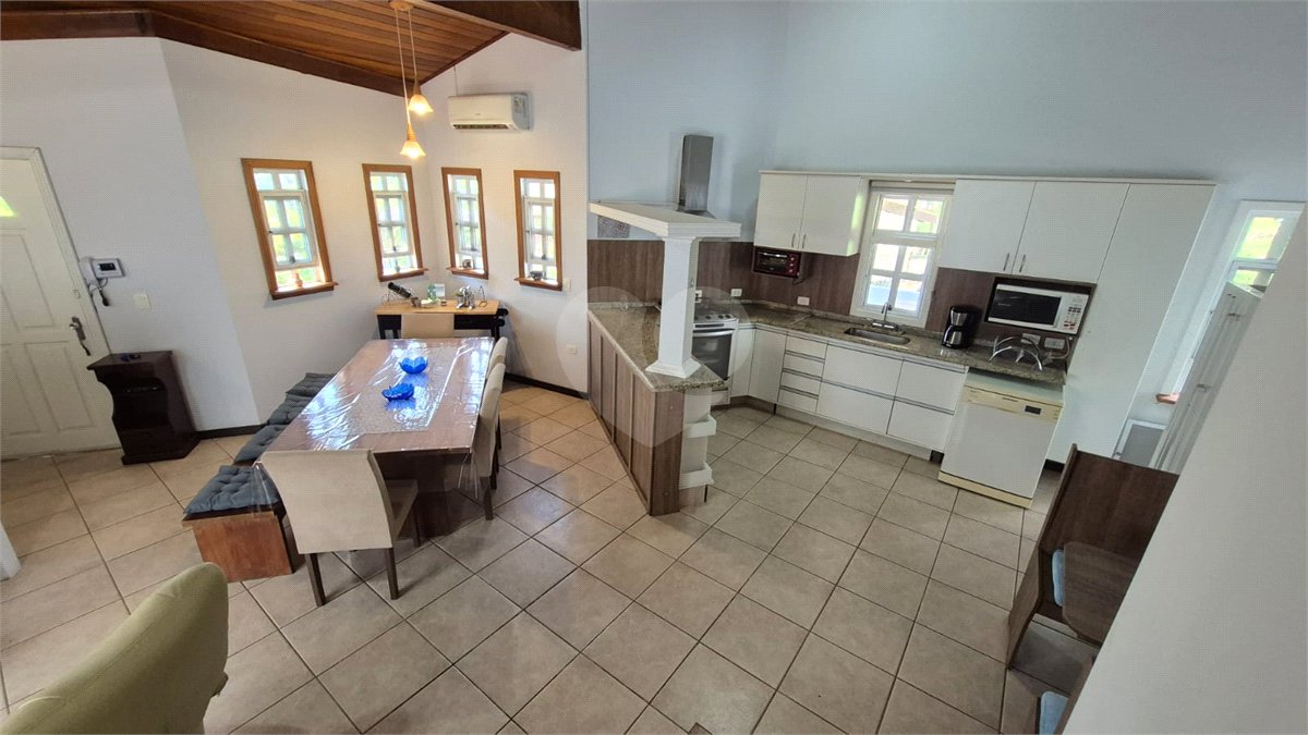 Casa mobiliada para locação no Condomínio Recanto Tranquilo (Palavra de Vida) – Atibaia/SP