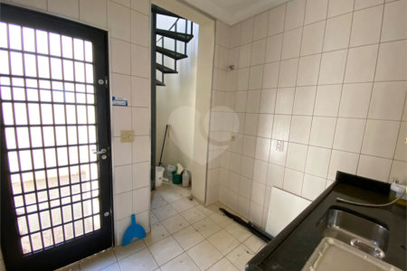 Casa comercial a venda perto da Santa Casa