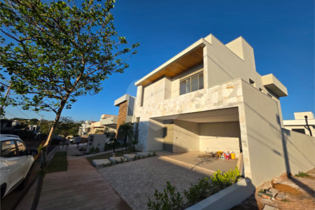 Casa sobrado 3 suítes com piscina Parque Faber IV