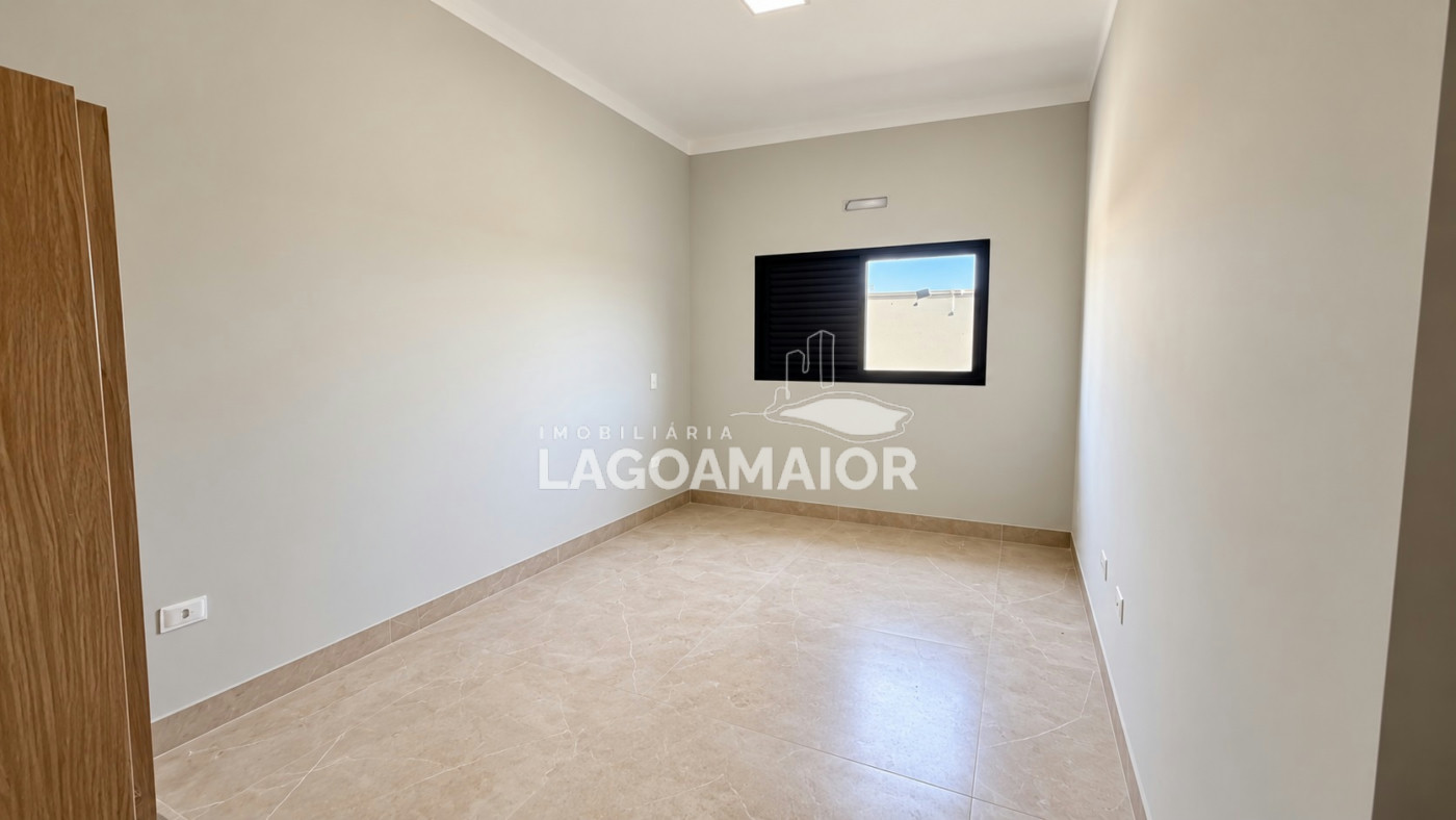 Casa à venda com 3 quartos, sendo 1 suíte, no condomínio Terra Ville, Três Lagoas - MS