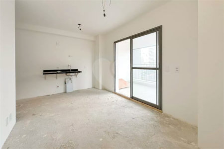 Apartamento com 1 dormitório próximo ao metrô Linha Verde.