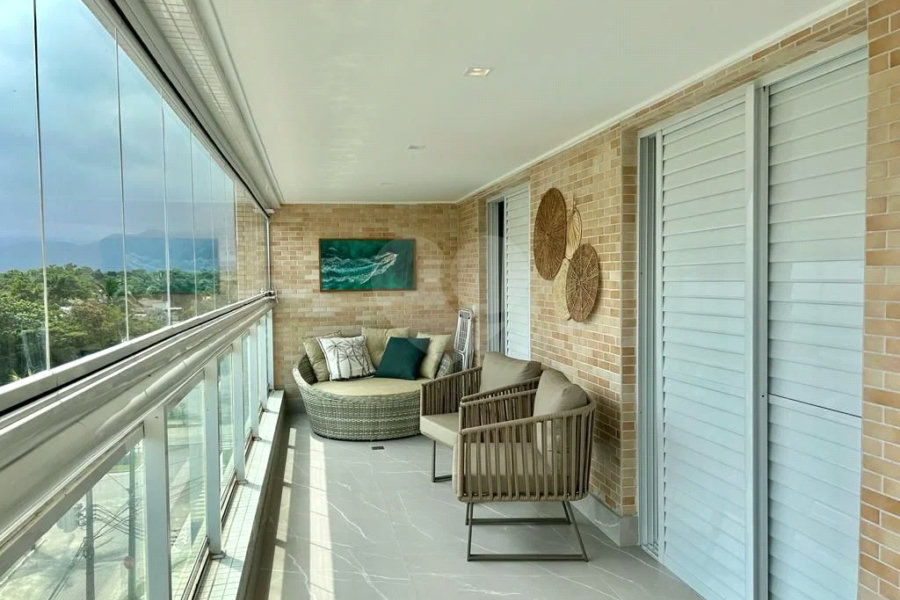 Apartamento à venda com 3 quartos, sendo 2 suítes,  em Riviera de São Lourenço, Bertioga, SP
