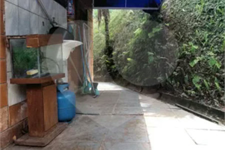 LINDA CHÁCARA A VENDA - CONDOMINIO ALPES D'OURO - BOM JESUS DOS PERDÕES