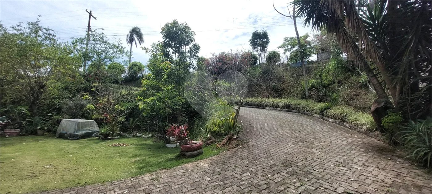 LINDA CHÁCARA A VENDA - CONDOMINIO ALPES D'OURO - BOM JESUS DOS PERDÕES