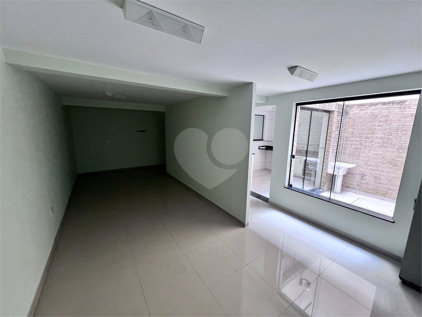 Prédio Comercial de Alto Padrão - 253m², 5 Salas, 5 banheiros , 3 Vagas , à venda na Moóca