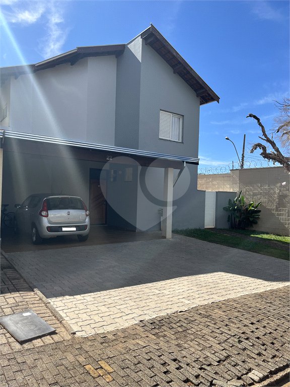 Casa a venda no Condomínio Grand Ville