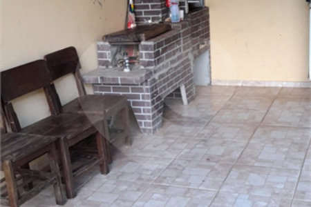 Chácara á venda de 600m2, em Portal do Vale- Água Vermelha/SP
