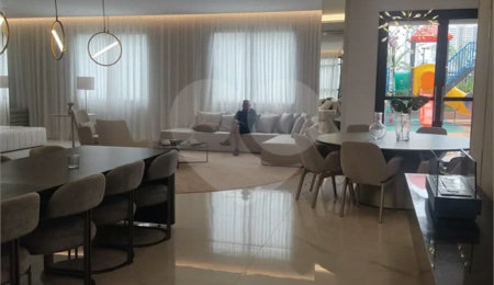Apartamento à venda com 2 suítes em Brás, São Paulo, SP