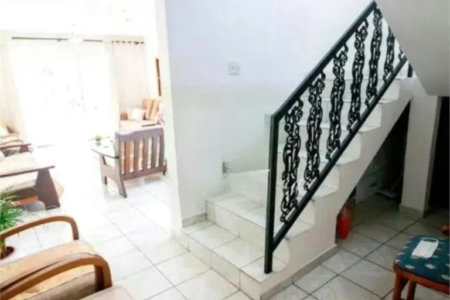 Sobrado à venda ou para alugar com 3 quartos, sendo 1 suíte, em Jaguaré, São Paulo, SP
