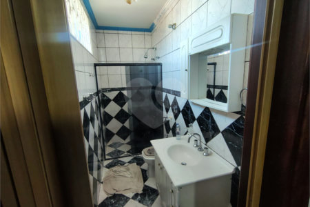 Casa ampla com 3 Quartos e 1 Suíte