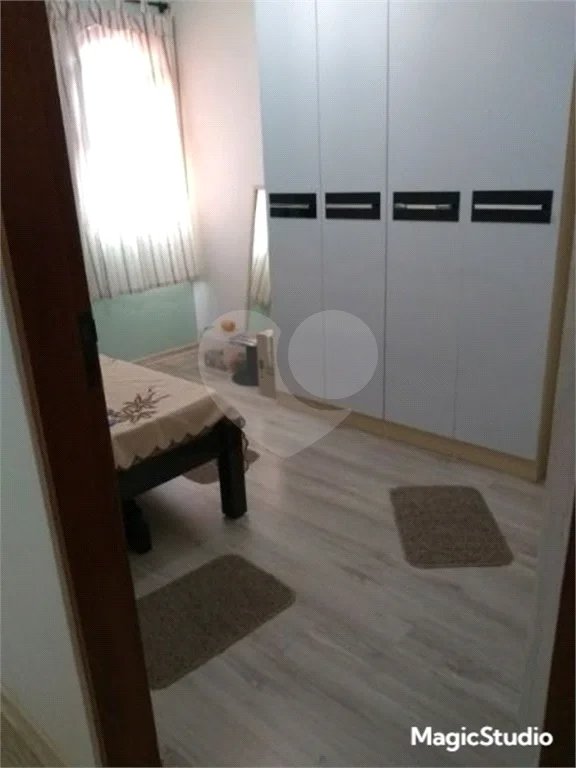 Sobrado com 246m², 3 quartos, sendo 1 suíte, 7 vagas de garagem, à venda no Jd das Maravilhas, em Santo André