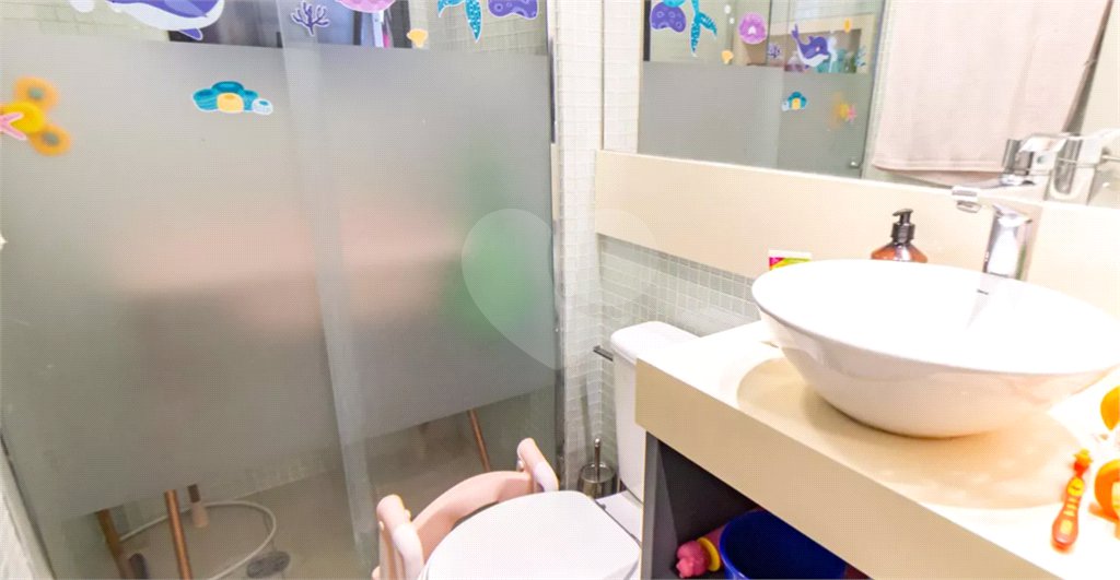Apartamento à venda na Moóca, 68m², 2 dormitórios, 1 suíte, 1 vaga, ar condicionado, varanda, lazer completo