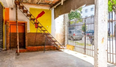 Casa à venda com 2 quartos em Parque São Jorge, São Paulo, SP