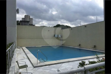 Lindo apartamento em ótima localização na Mooca!